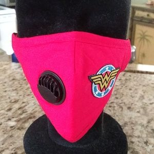 Red wonder women face mask